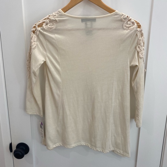 3/$12 Style & Co petite blouse with lace - Picture 2 of 4